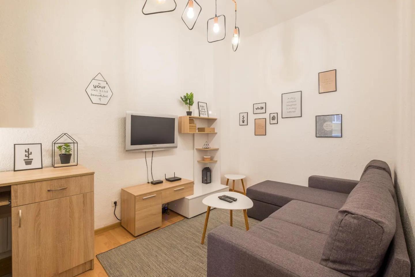 Stay And Play - Foosball And Comfort Sofia Exterior foto