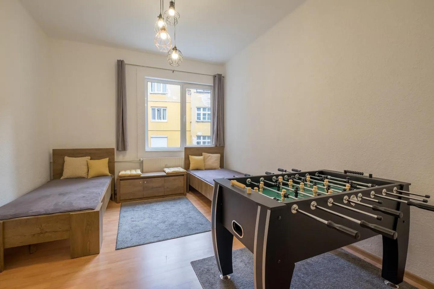 Stay And Play - Foosball And Comfort Sofia Exterior foto