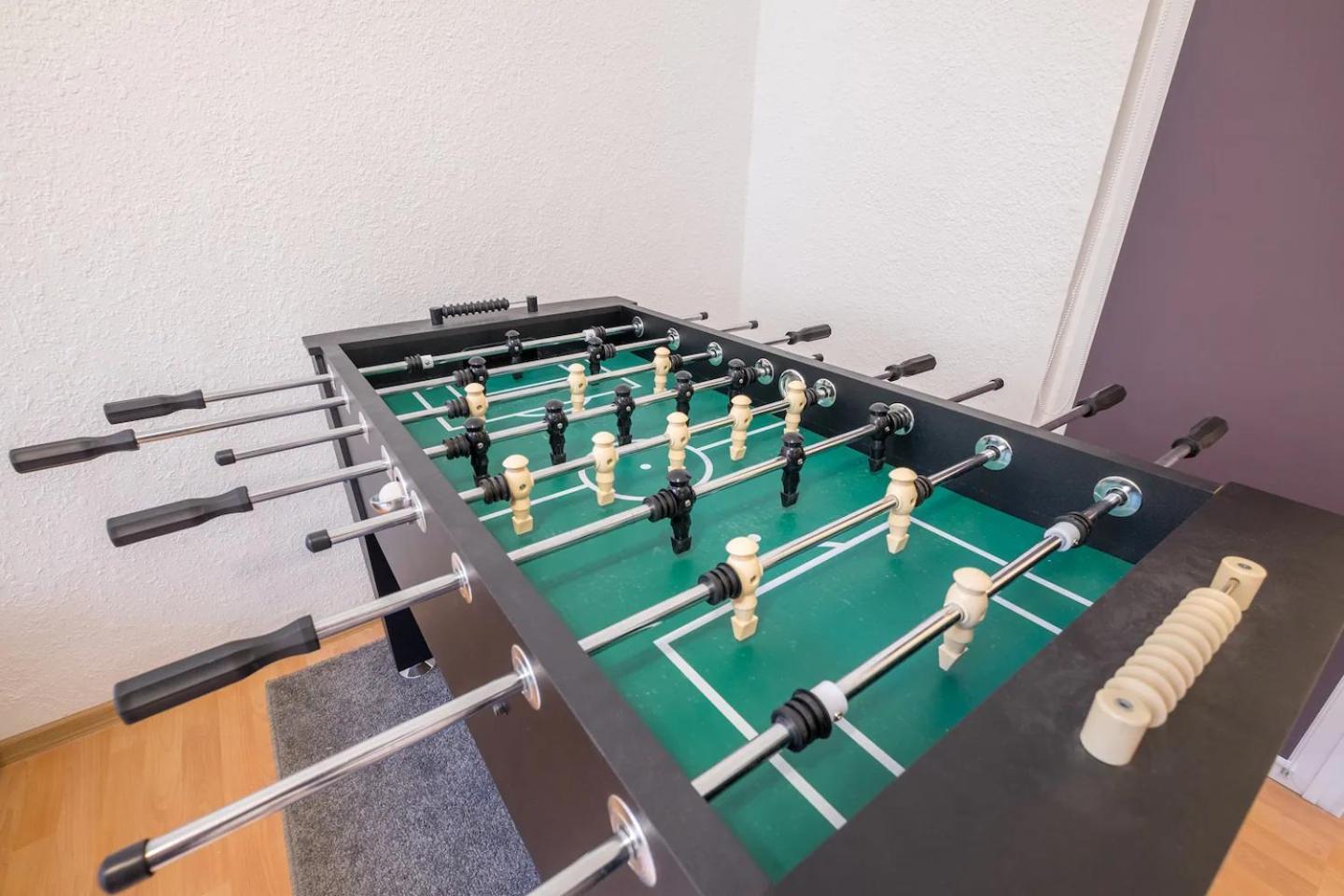 Stay And Play - Foosball And Comfort Sofia Exterior foto