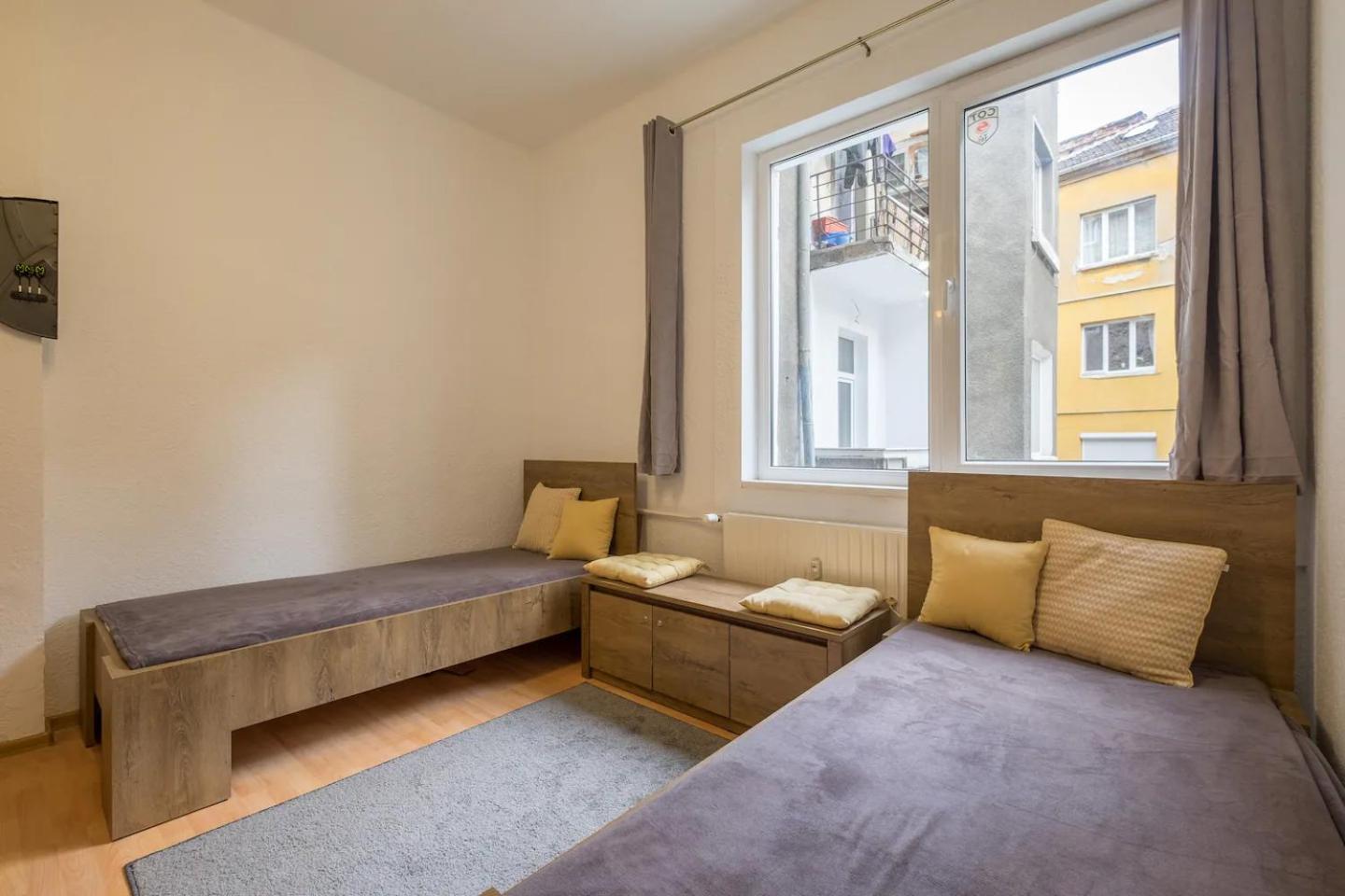 Stay And Play - Foosball And Comfort Sofia Exterior foto